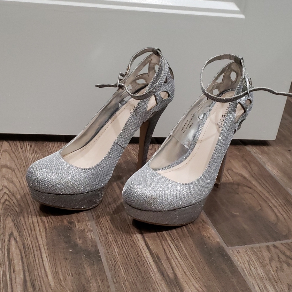 Sparkling Platform Heels